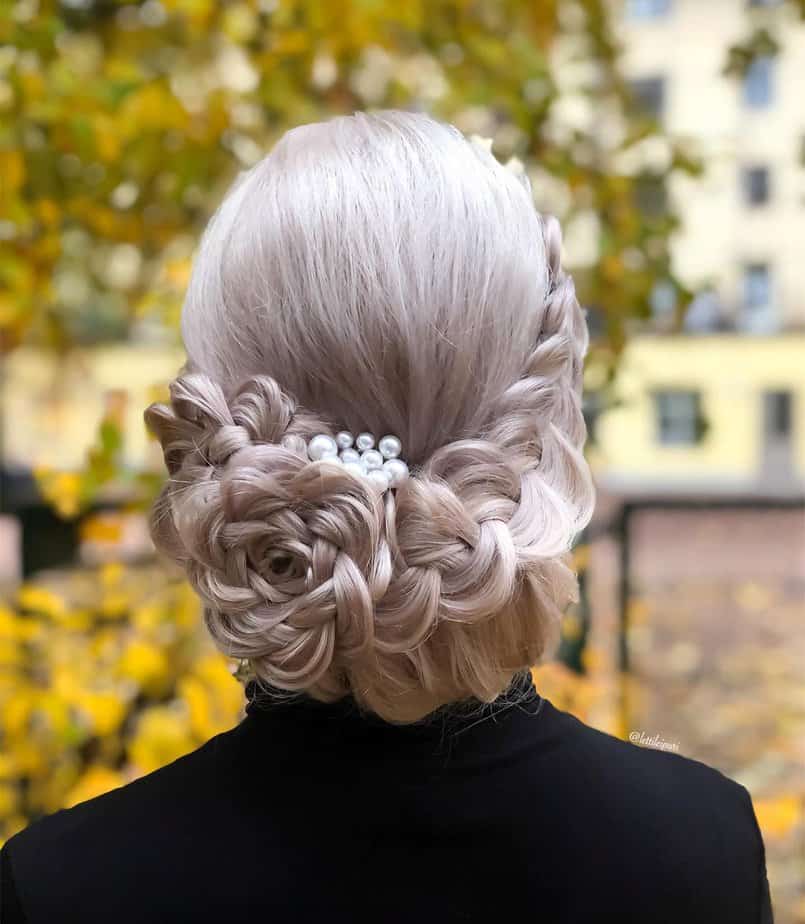 26 Dazzling Dutch Braid Hairstyles For Any Occasion