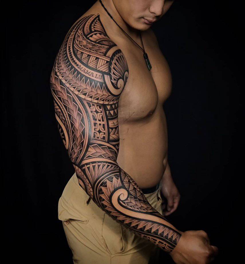 Scoprite la bellezza delle Hawaii con questi 40 meravigliosi tatuaggi hawaiani