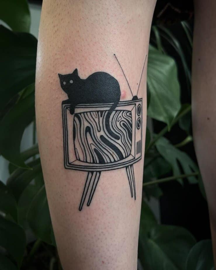 20 tatuaggi mozzafiato di gatti neri che vi porteranno fortuna 12