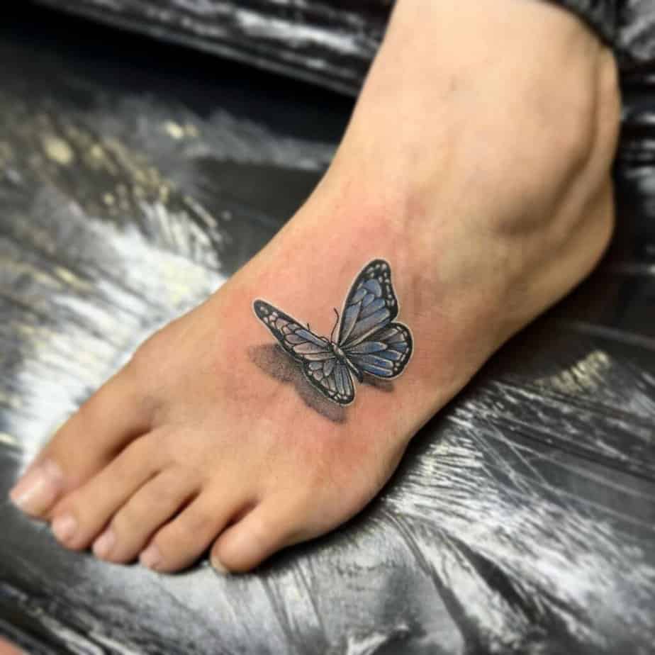 20 Captivating Foot Tattoos That Will Leave You In Awe 14