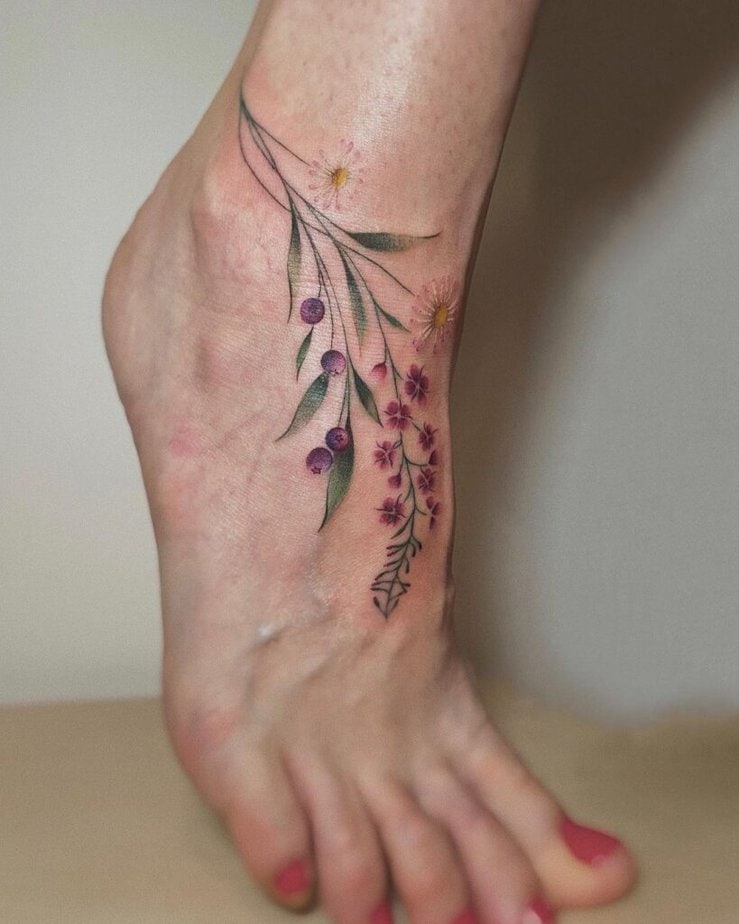 20 Captivating Foot Tattoos That Will Leave You In Awe 8