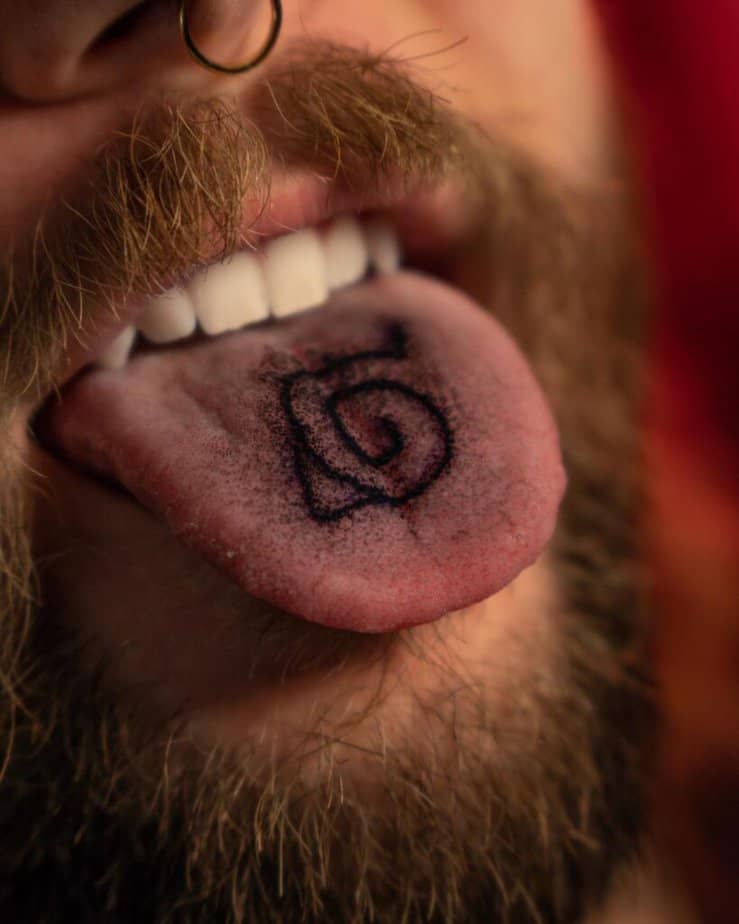 21 Popular Tongue Tattoos That8217ll Tickle Your Taste Buds 4