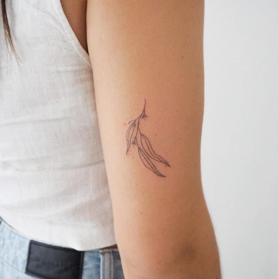 21 Relaxing Leaf Tattoos That'll Leave You Itching For Ink