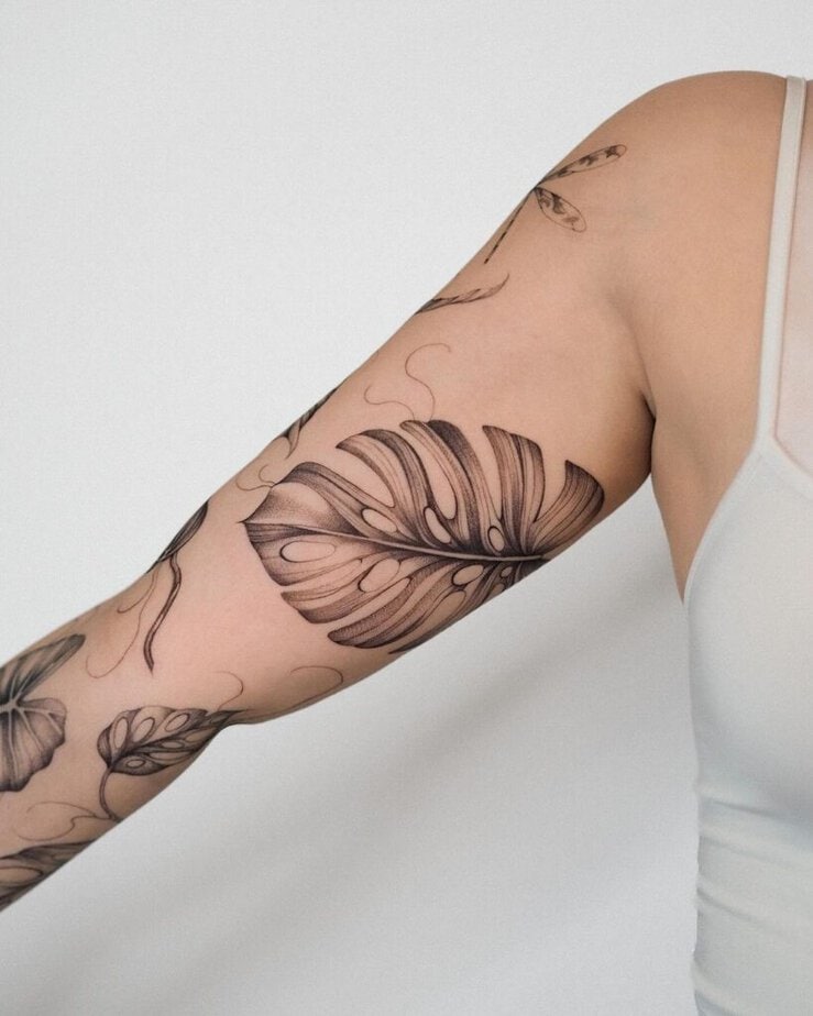 21 Relaxing Leaf Tattoos That8217ll Leave You Itching For Ink 6