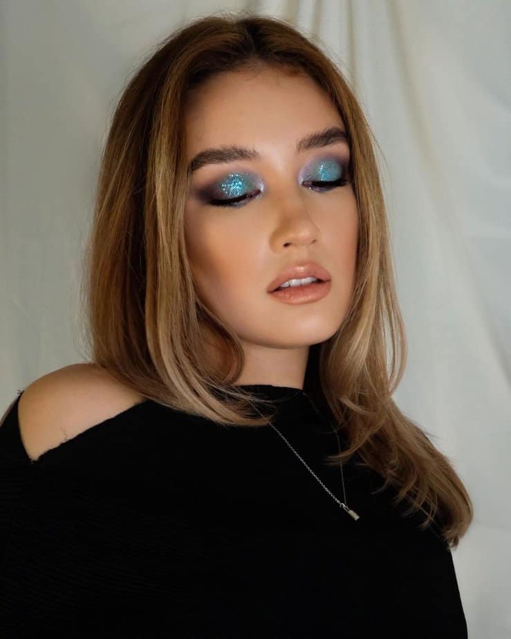 40 Beautiful Blue Eyeshadow Looks To Experiment With