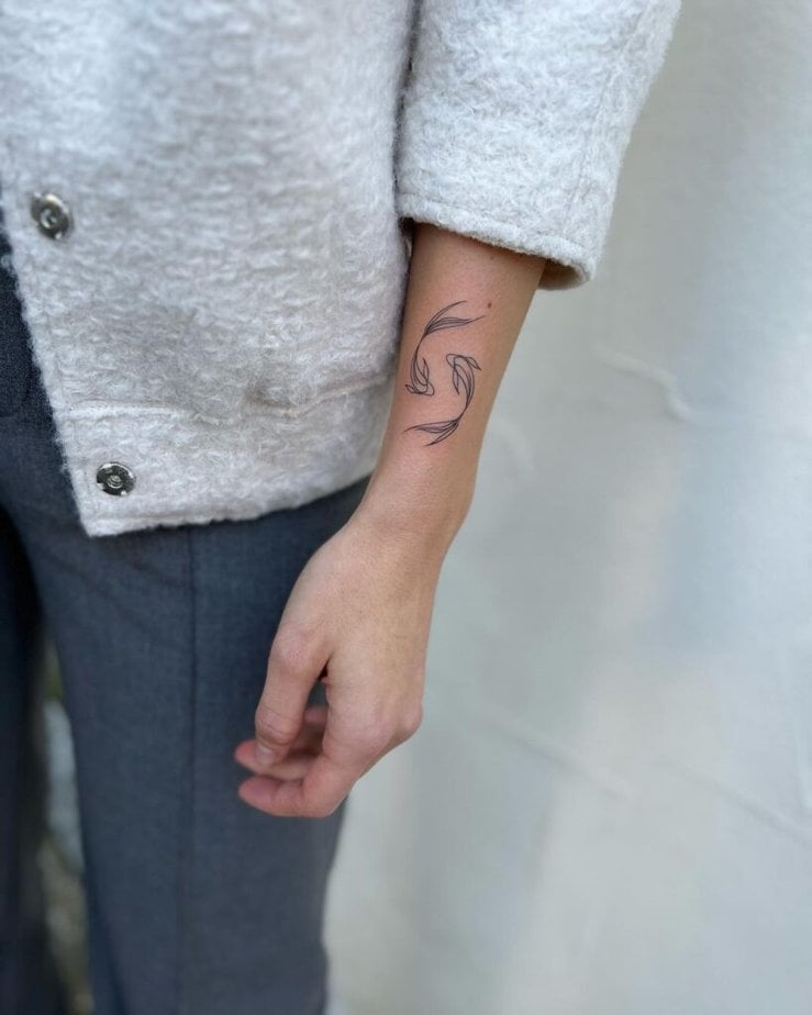 23 Popular Pisces Tattoos To Personify Your Dreamy Star Sign 20