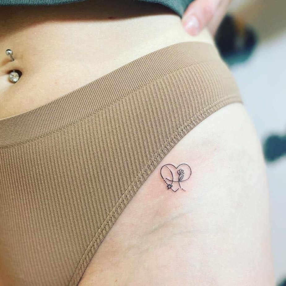 23 Popular Pisces Tattoos To Personify Your Dreamy Star Sign