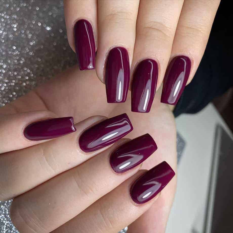 37 Chic Red Velvet Nails For A Luxurious And Timeless Style