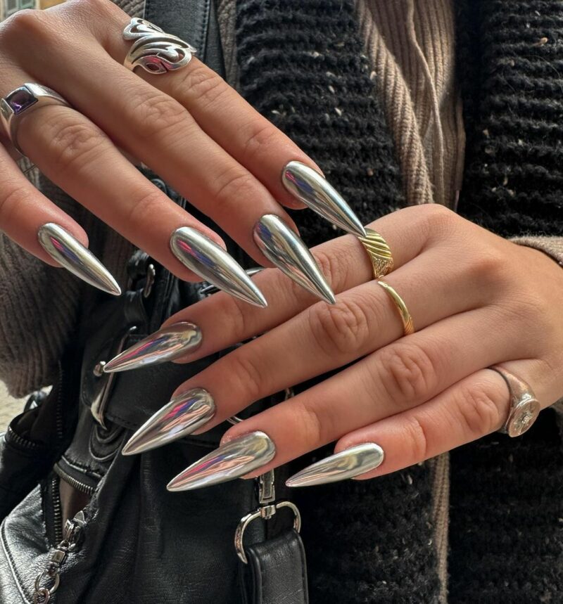 40 Must-Try Metallic Nails To Put the Pedal To The Metal