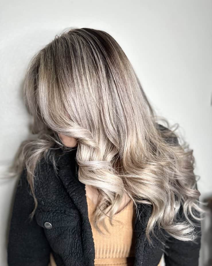 35 Beautiful Ash Blonde Hair Ideas For An Otherworldly Look