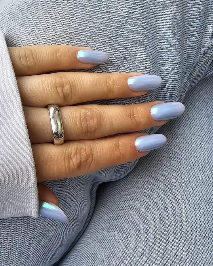 38 Heavenly Baby Blue Nails For A Calming and Chic Manicure