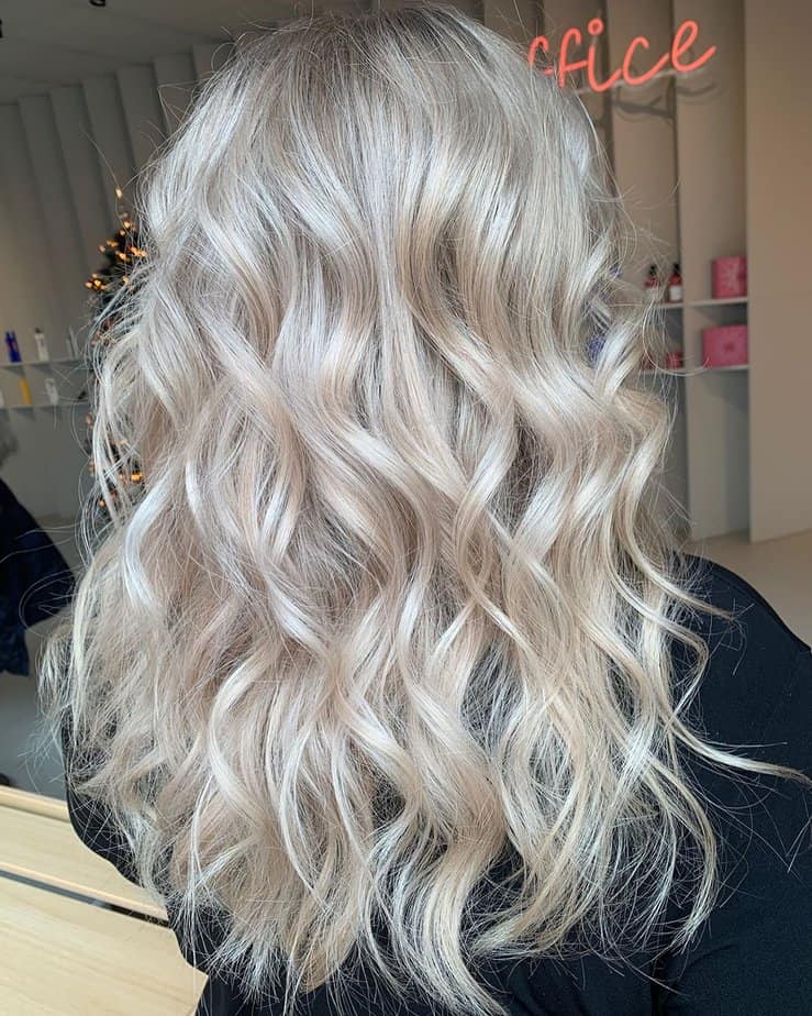 Curly blonde radiance