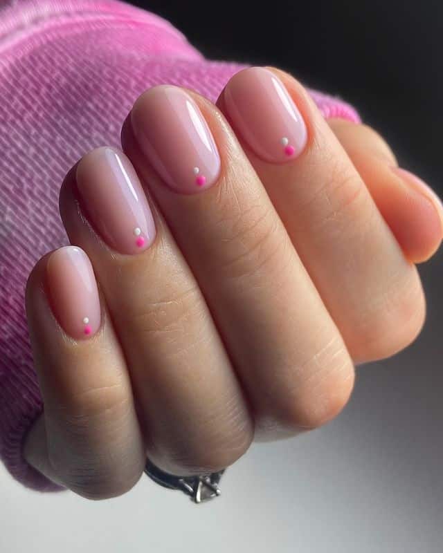 Lovely dainty dot nails