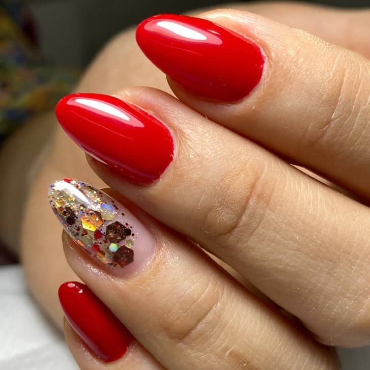 Majestic red velvet nails