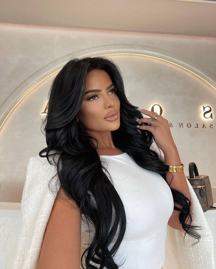 36 Simple But Stunning Long Black Hairstyles To Try In 2024