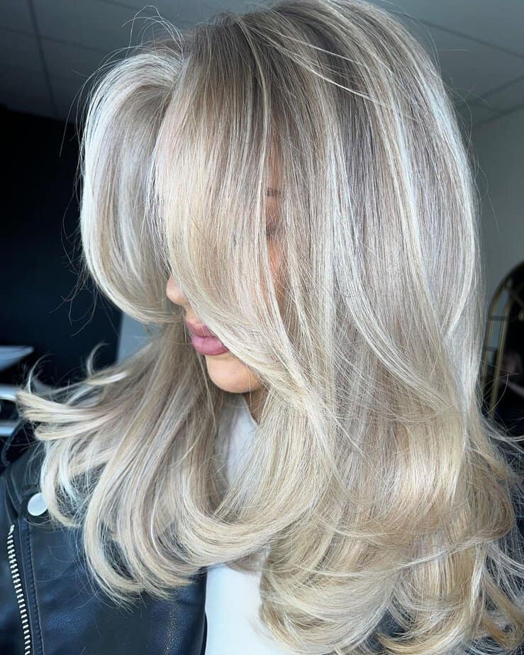 35 Beautiful Ash Blonde Hair Ideas For An Otherworldly Look