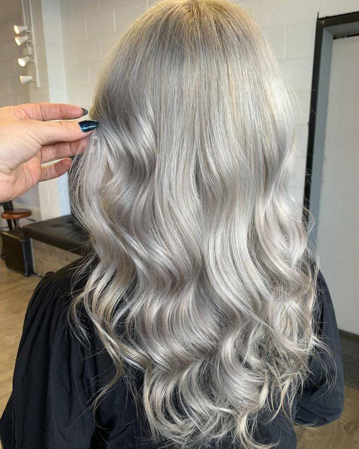 35 Beautiful Ash Blonde Hair Ideas For An Otherworldly Look