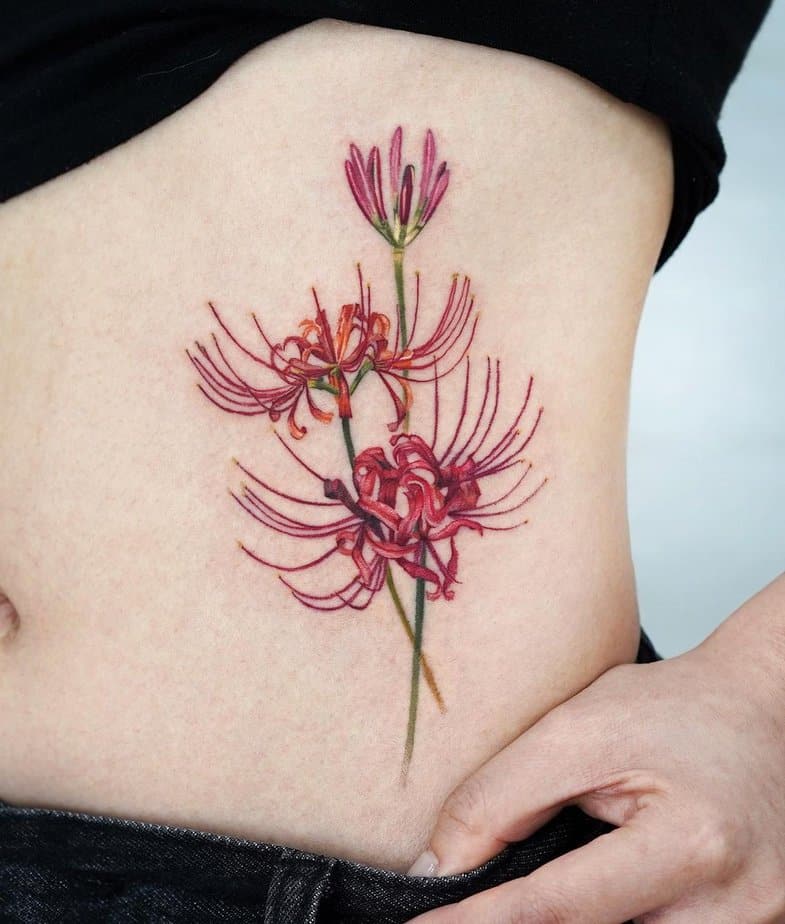 21 Waist Tattoos That Are Not A Waste Of Your Time