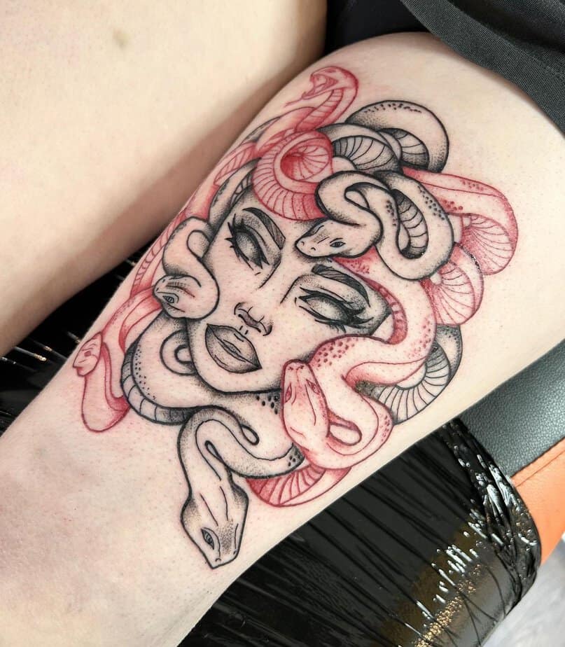 20 Thigh Tattoos For Women That Are Both Flirty And Fierce
