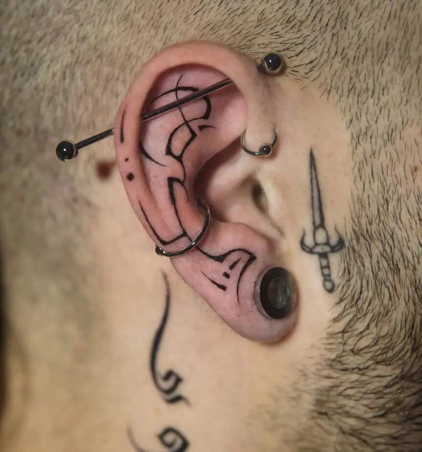 20 Extraordinary Ear Tattoos You Need To Hear About