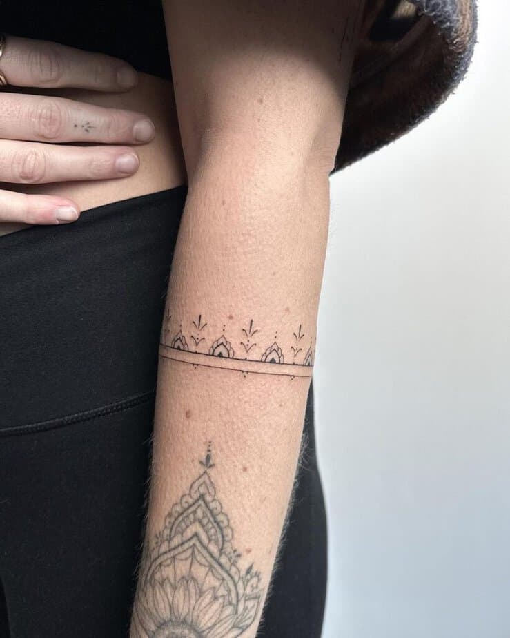 20 Trendy Armband Tattoo Ideas For Real Style Icons 2