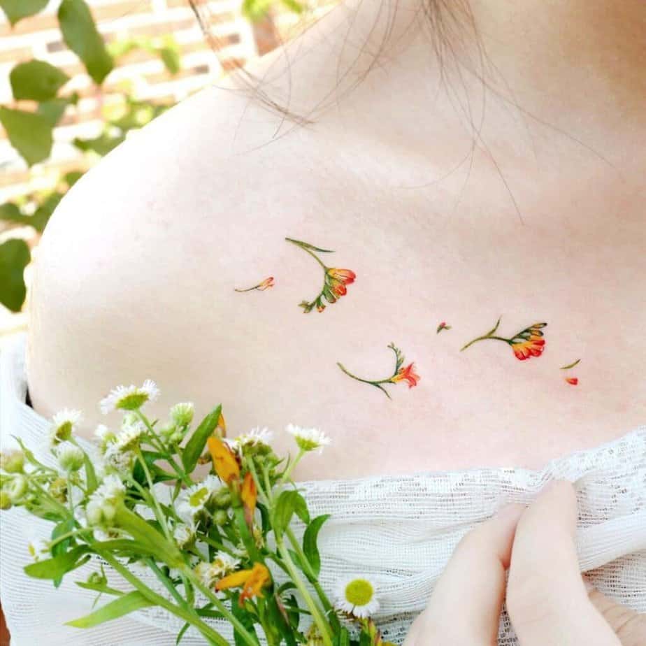 23 Captivating Collarbone Tattoos To Spark Your Interest 10
