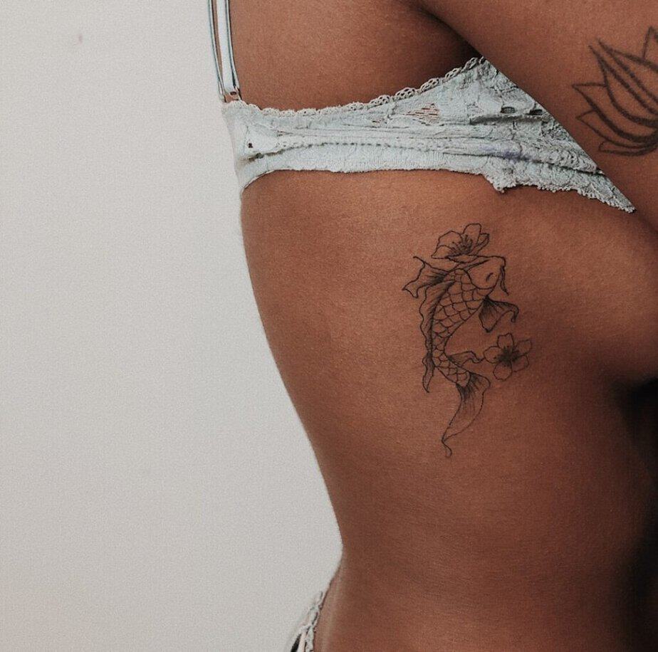 25 Remarkable Rib Tattoos That8217ll Totally Be Worth The Pain 8