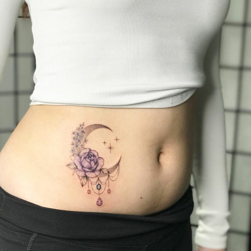 21 Waist Tattoos That Are Not A Waste Of Your Time