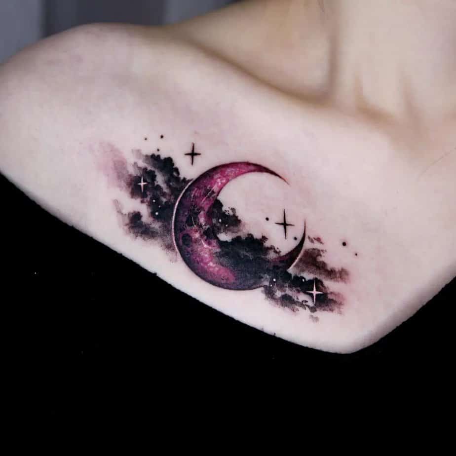 18 Stunning Crescent Moon Tattoos That Are Out Of This World