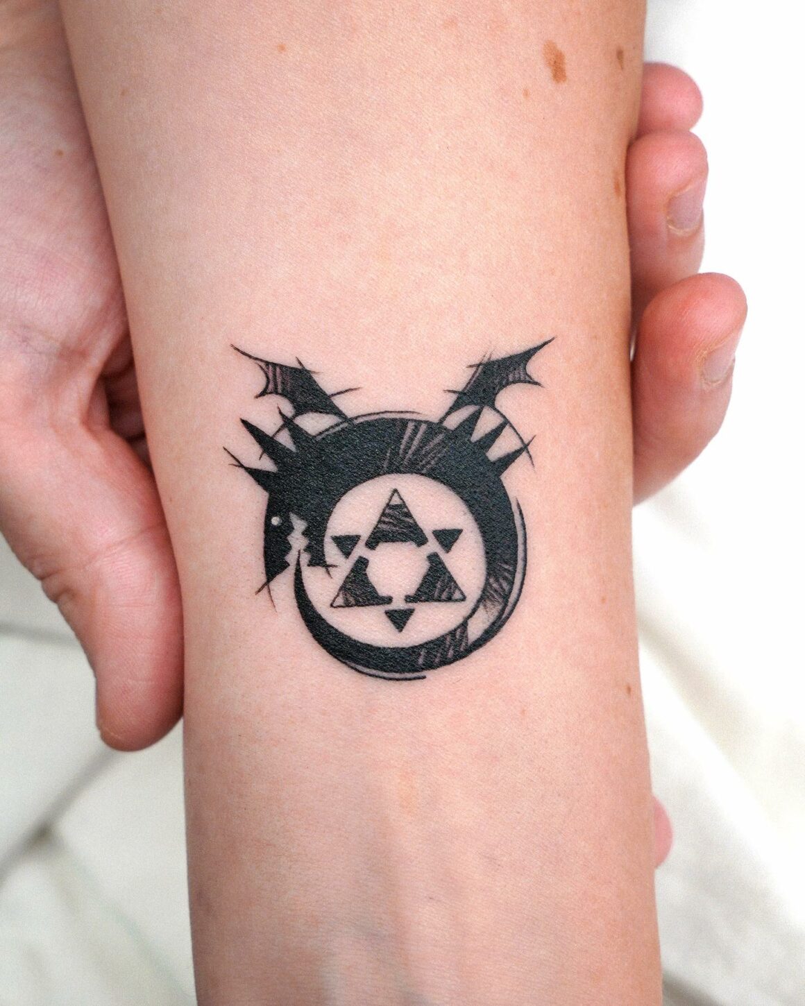 20 Powerful Ouroboros Tattoos To Honor The Cycle Of Life 