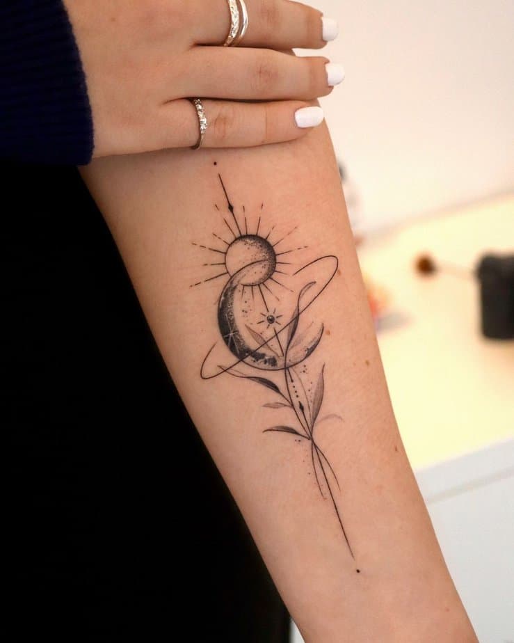 18 Stunning Crescent Moon Tattoos That Are Out Of This World