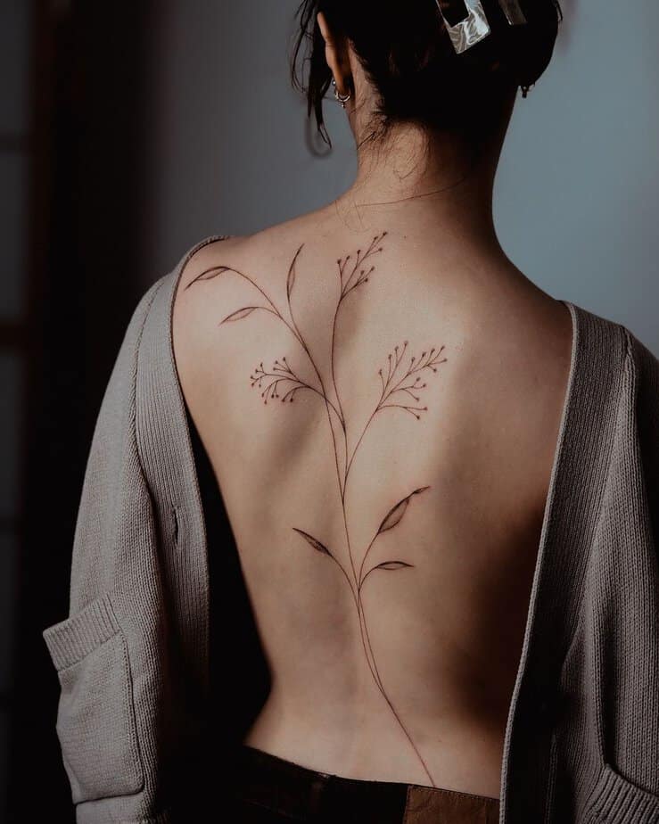 18 Intriguing Back Tattoos For Women To Express Your Creativity