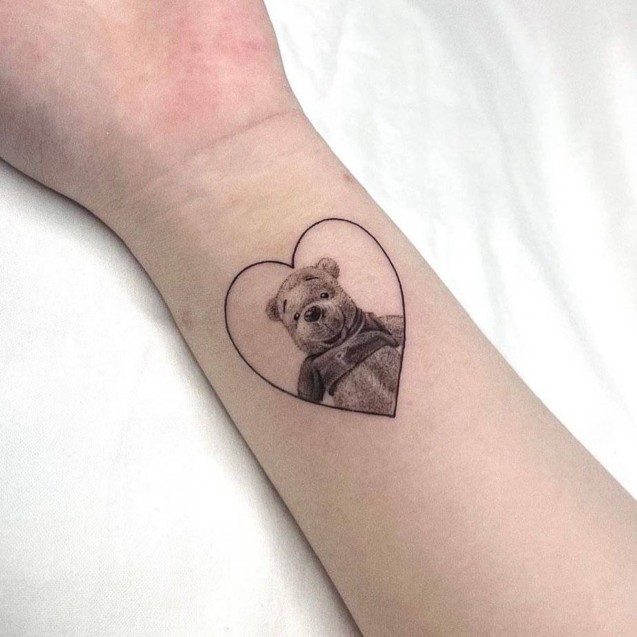 18 Honey-Sweet Winnie the Pooh Tattoos You Will Adore