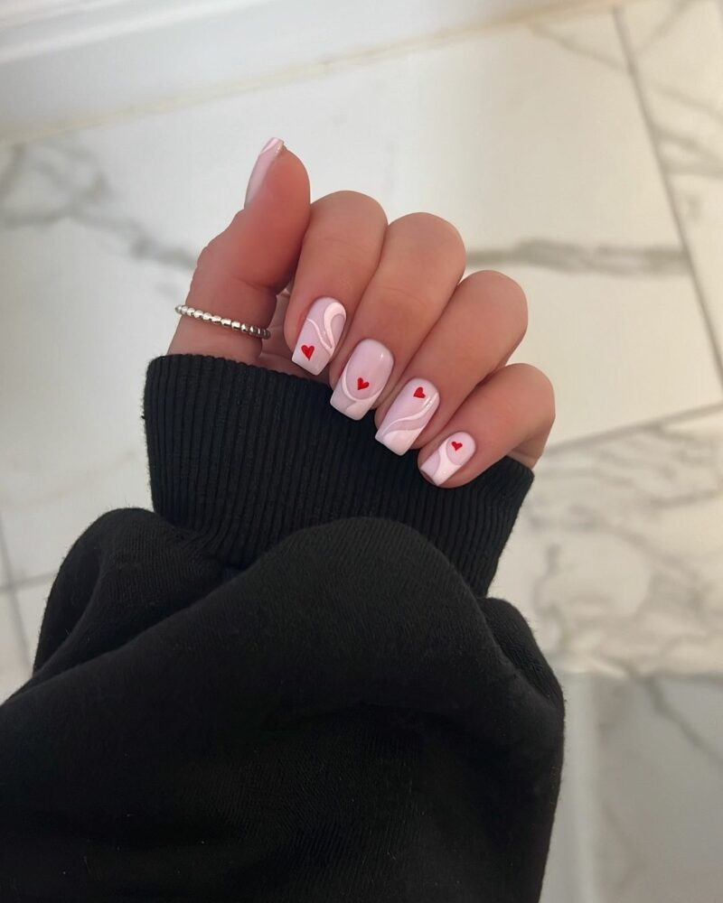 Valentine linen nails