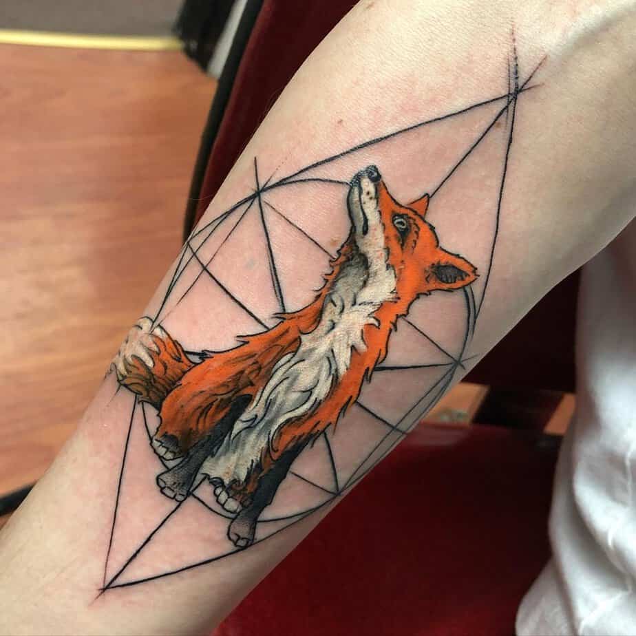 20 Fur-Tastic Geometric Fox Tattoos That Are Wildly Unique