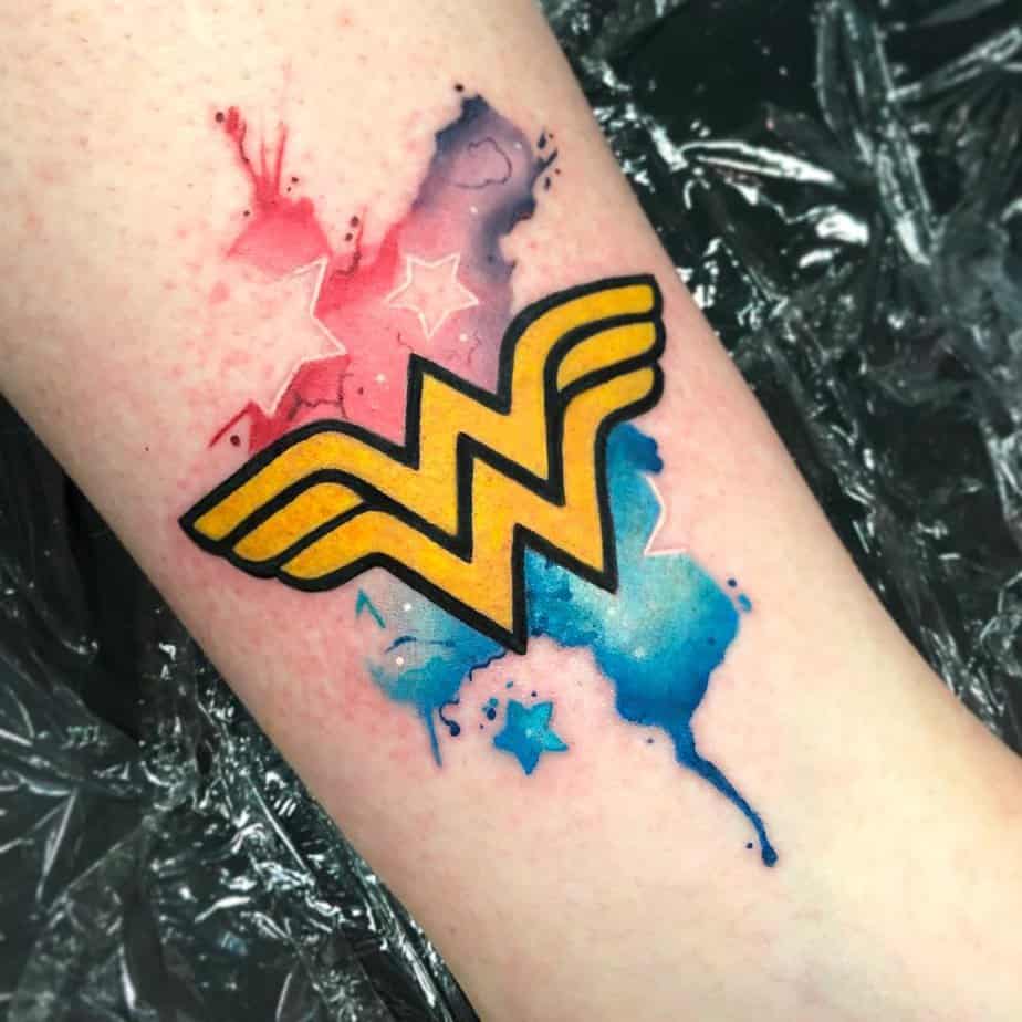 18 Wonder Woman Tattoos That Are Wonder-fully Fierce