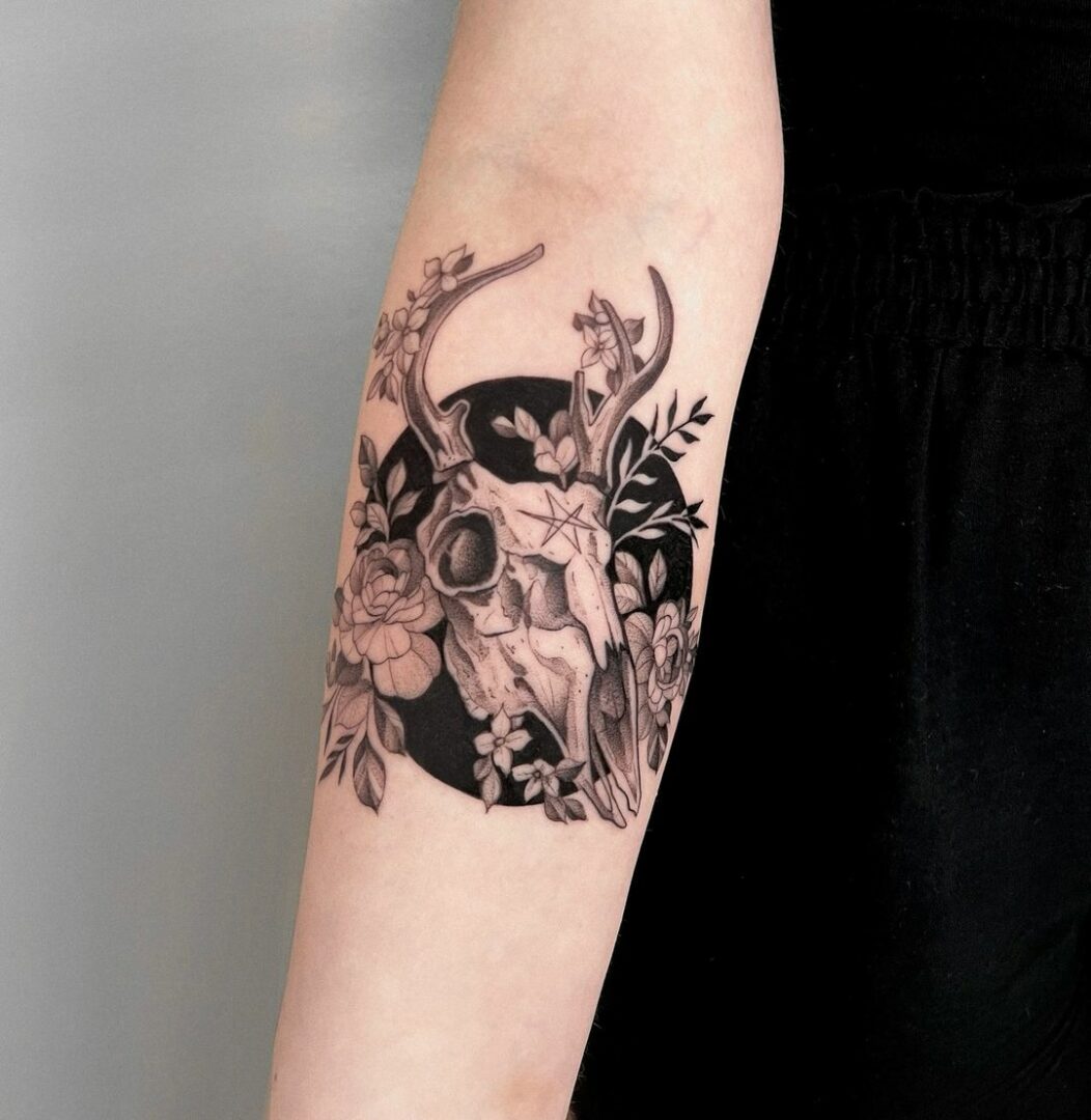 20 Jaw-Dropping Deer Skull Tattoo Ideas That You Will Hold Dear