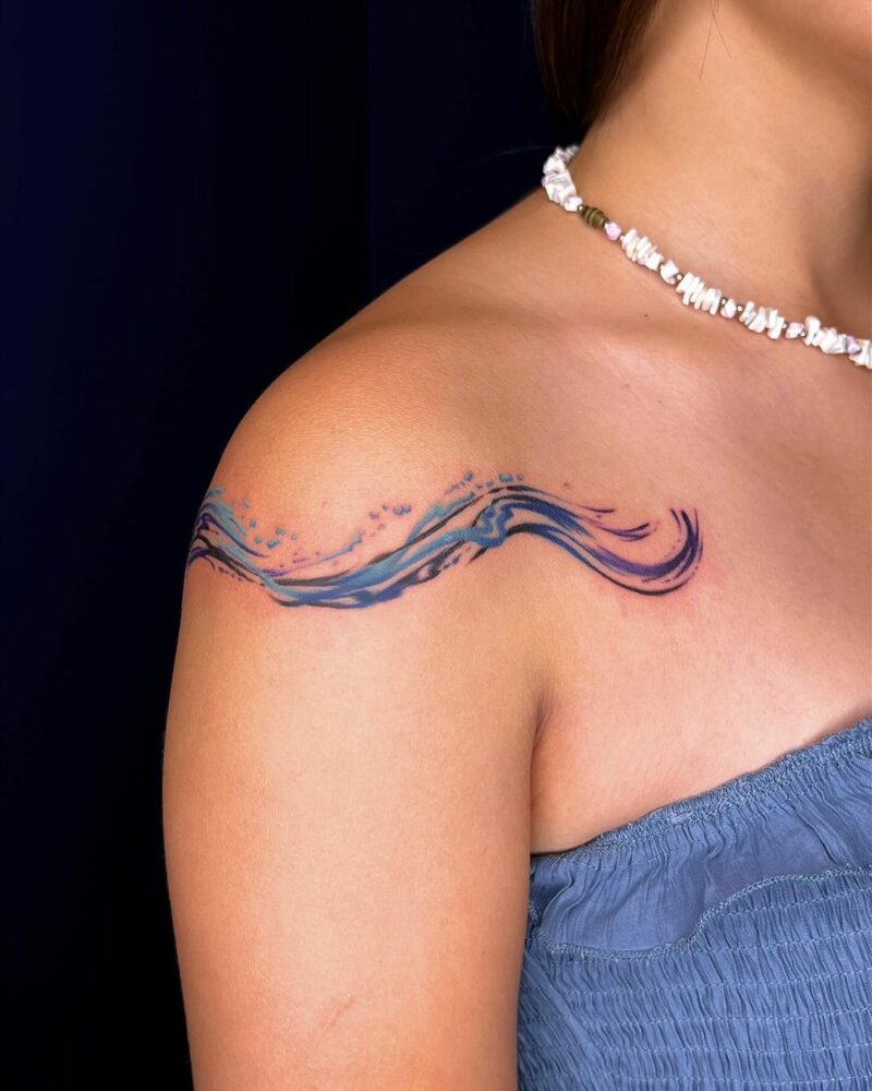 20 Satisfying Wave Tattoo Ideas For Ocean Lovers