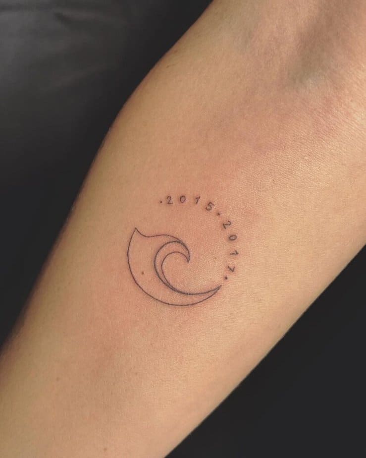 20 Satisfying Wave Tattoo Ideas For Ocean Lovers 5