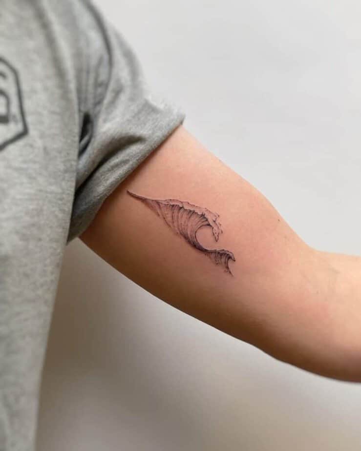 20 Satisfying Wave Tattoo Ideas For Ocean Lovers