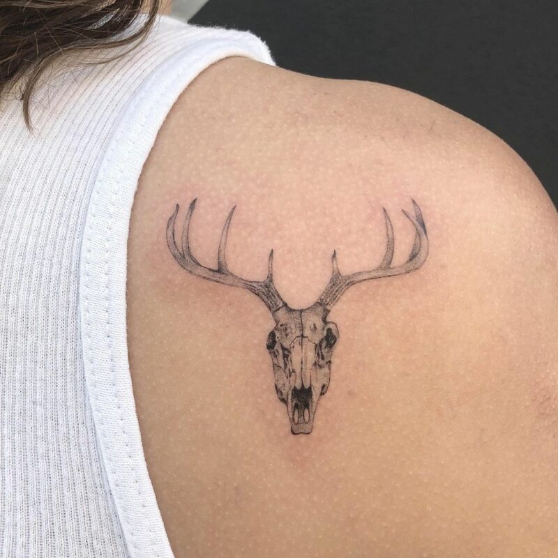 20 Jaw-Dropping Deer Skull Tattoo Ideas That You Will Hold Dear