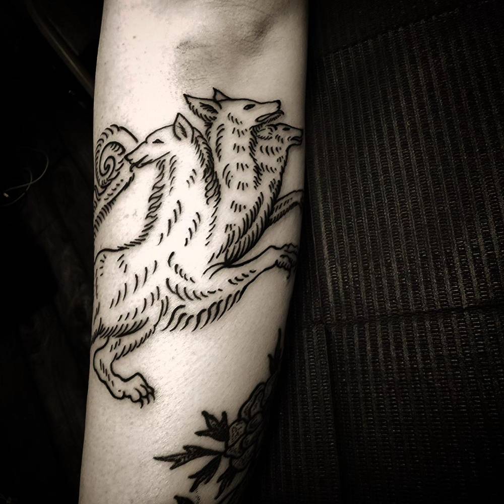 18 Striking Engraving Tattoos To Carve Out Your Style