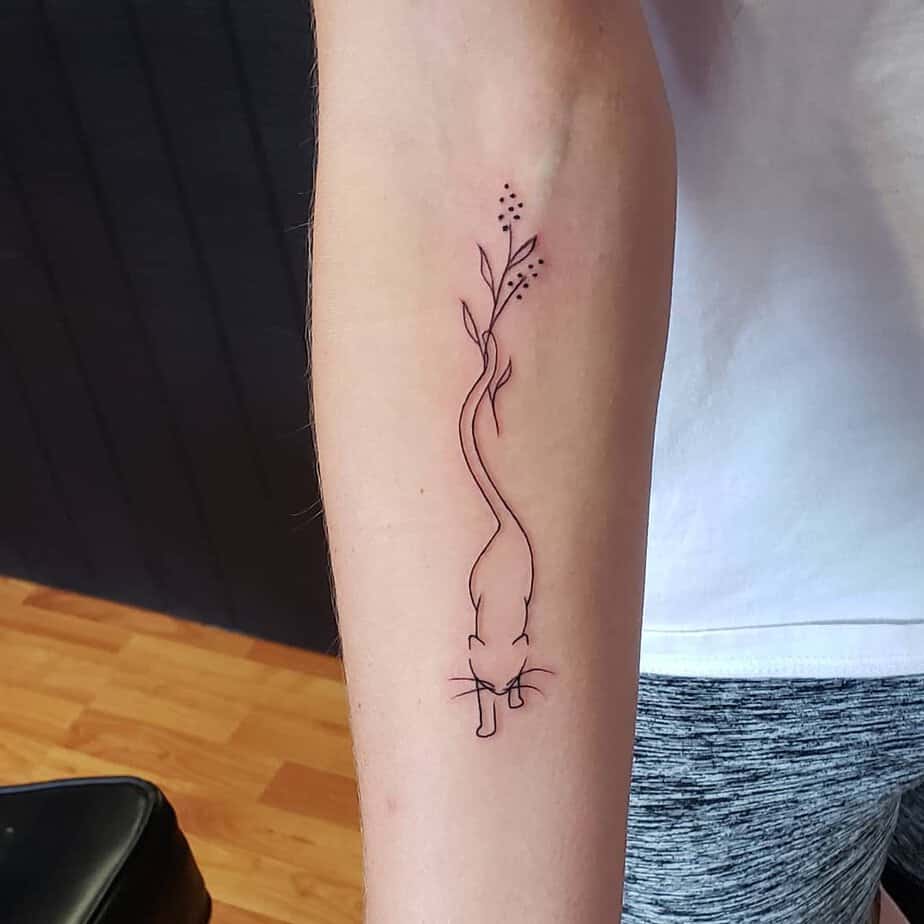 18 Meow-tastic Cat Outline Tattoos To Adore