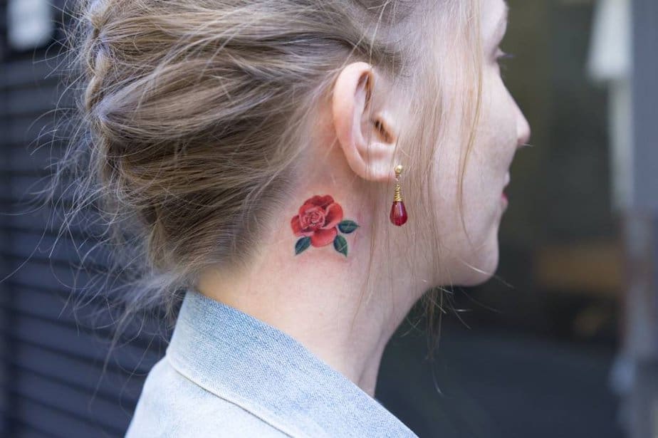 18 Delicate Tiny Rose Tattoos That Bloom with Elegance