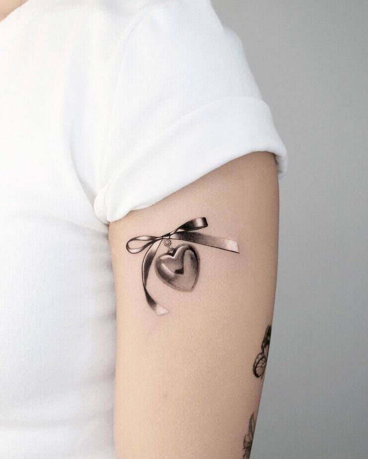 18 Gorgeous Bow Tattoo To Wrap It Up