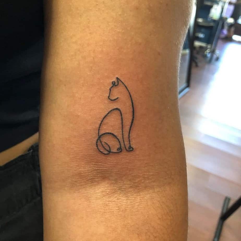 18 Meow-tastic Cat Outline Tattoos To Adore