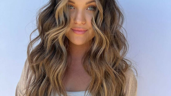 Turn Heads With These 36 Brown Hair With Blonde Streaks Ideas