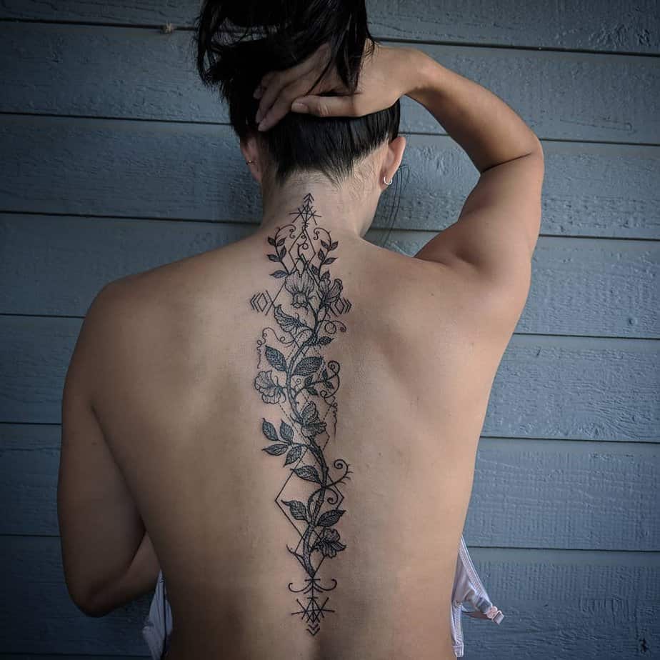 19 Delicate Sweet Pea Tattoo Ideas to Ink a Garden of Delight