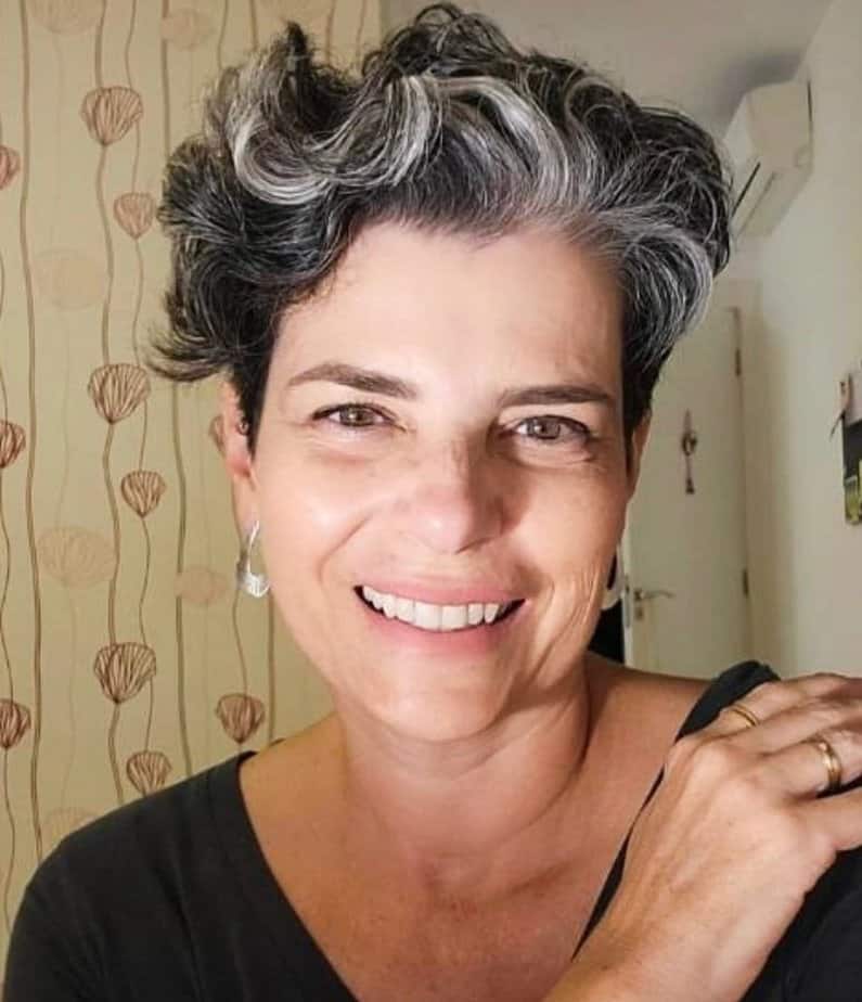 Ageless Elegance: 30 Fabulous Pixie Cuts for Women Over 50