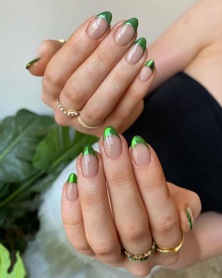 40 Gorgeous Green Chrome Nail Ideas To Make Everyone Green With Envy